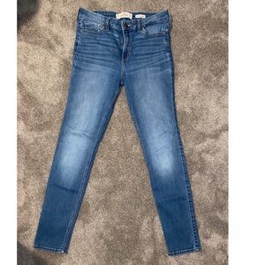 Hollister high rise super skinny jeans